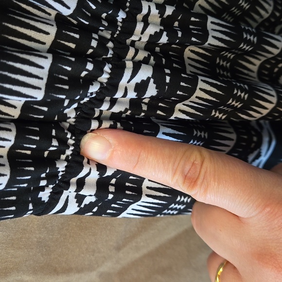 IMPRESS  sleeveless jumpsuit with black and white geometric print. Women's L - Picture 4 of 5